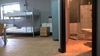 Хостелы Industrial Hostel Бельско-Бяла Общий номер для мужчин и женщин с 8 кроватями-10